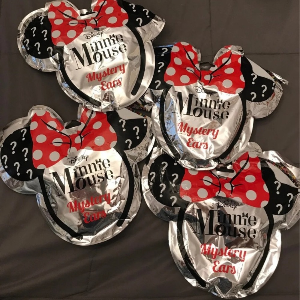 Minnie Mouse mystery bag ears